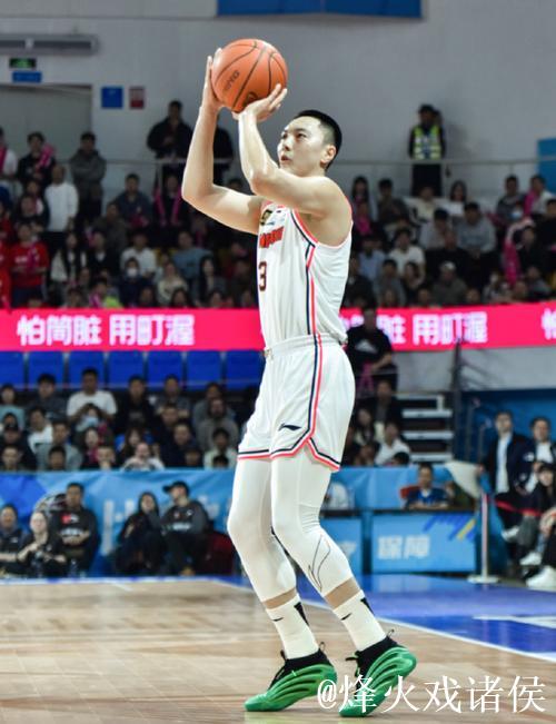 张帆21分北控胜江苏 胡明轩17分广东两连败